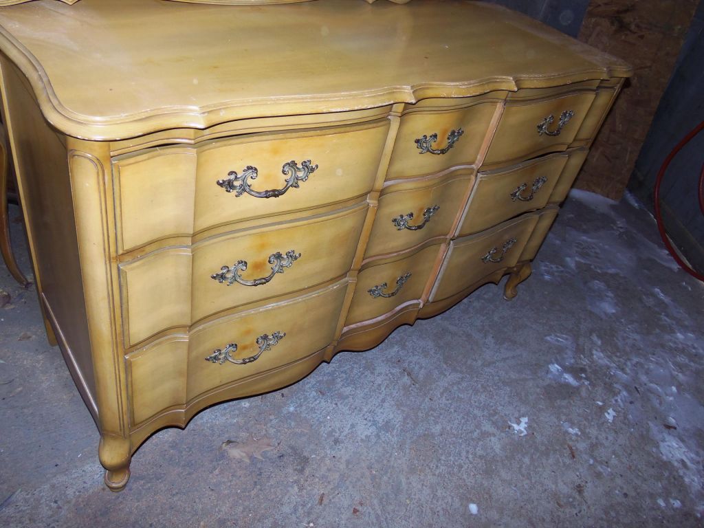How To Gold Dip Furniture Tuesday S Treasures Funcycled