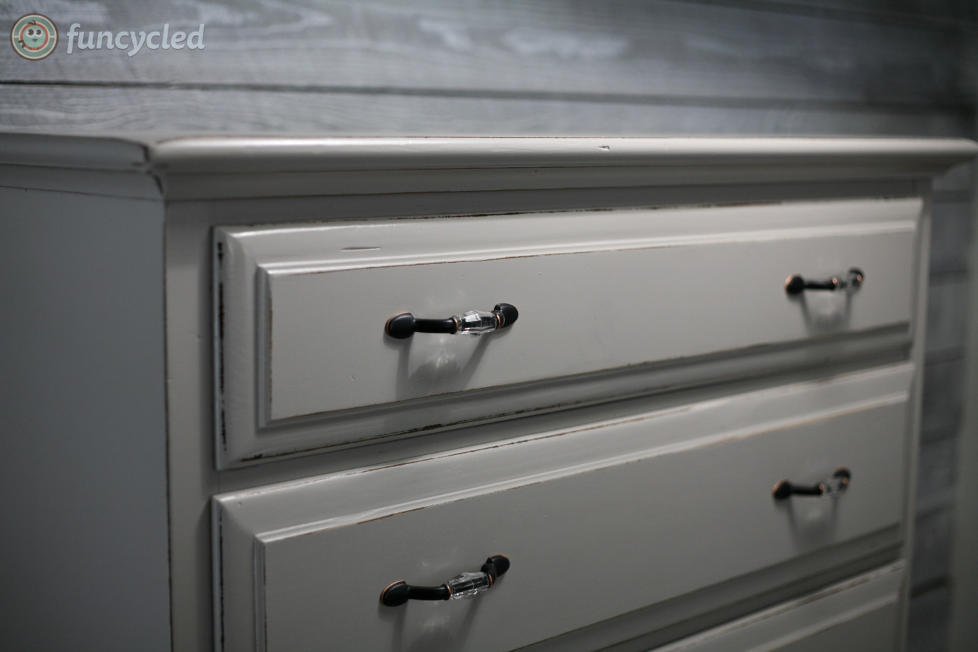 Light grey on sale dresser set