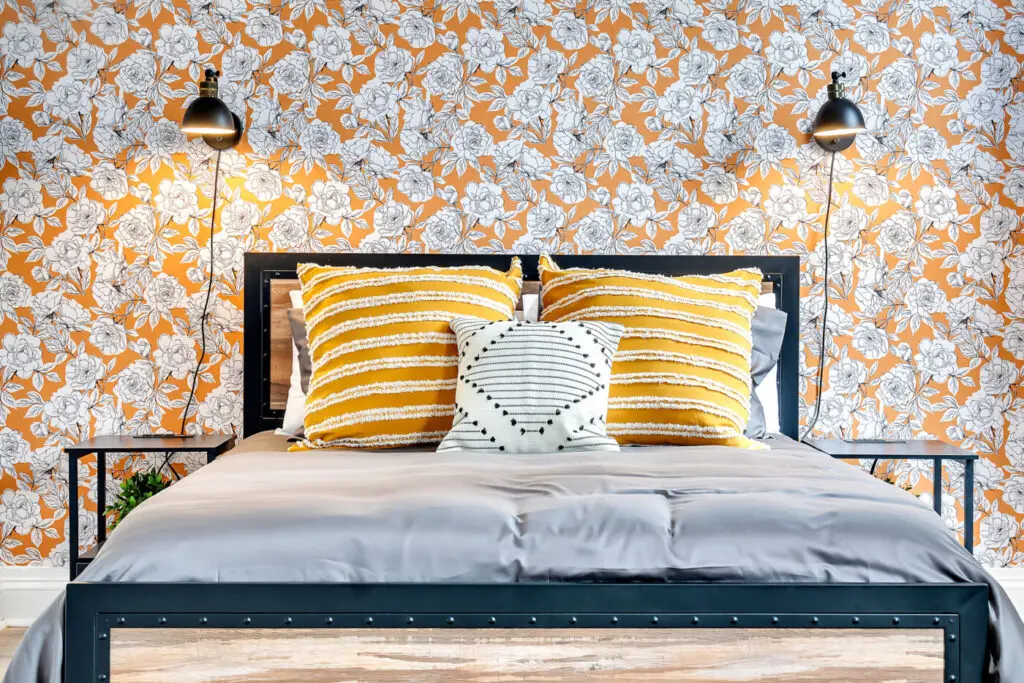 yellow wallpaper for bedroom