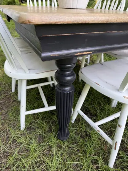 Vintage Farmhouse Dining Table and Chairs Set - Image 5
